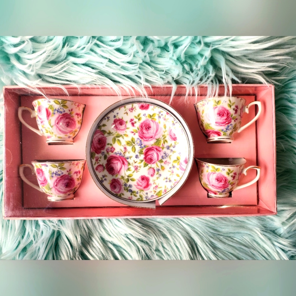 Grace's Teaware miniature teacups/espresso cups.